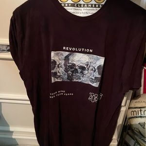 Skull Graphic Tee